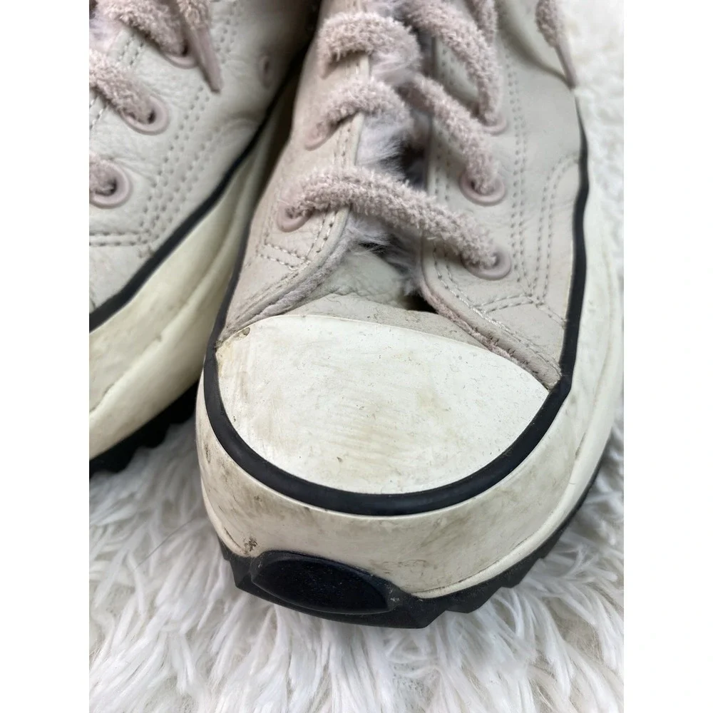 Converse Chuck Taylor Women's 7.5 Pale Gray Leather Block Heel High Tops